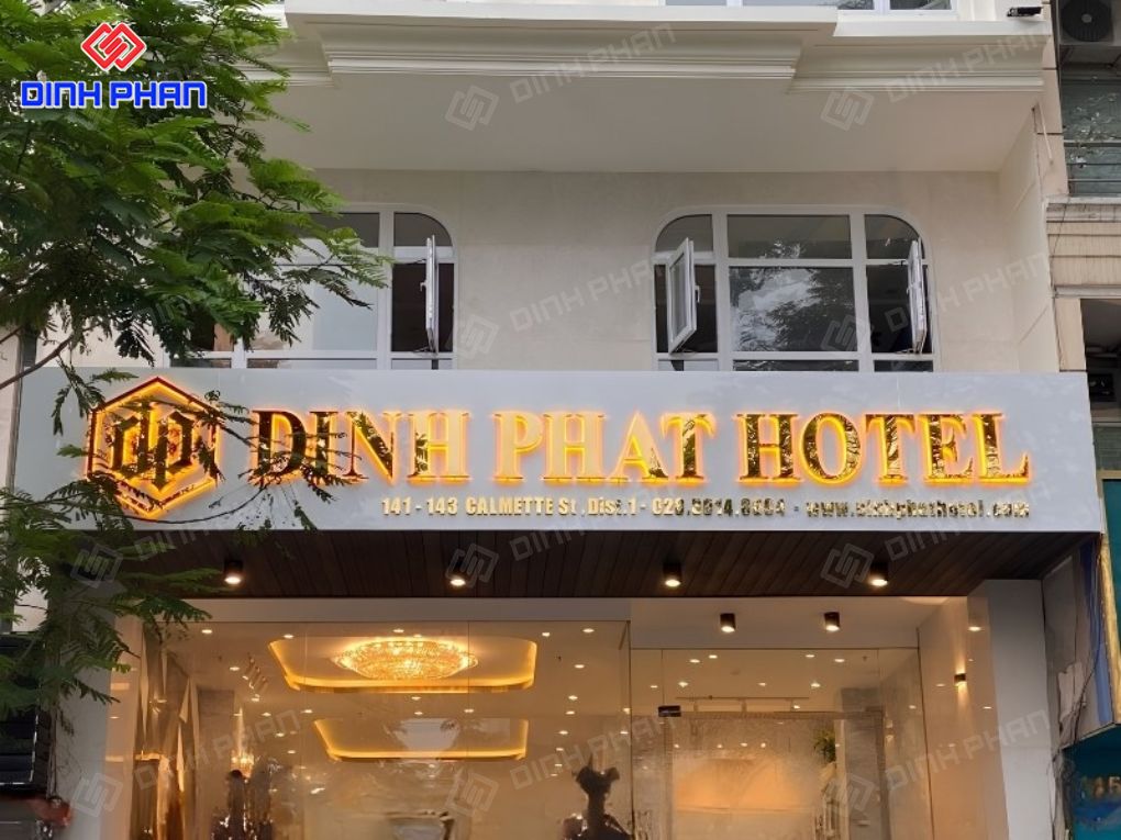 Làm bảng hiệu khách sạn
