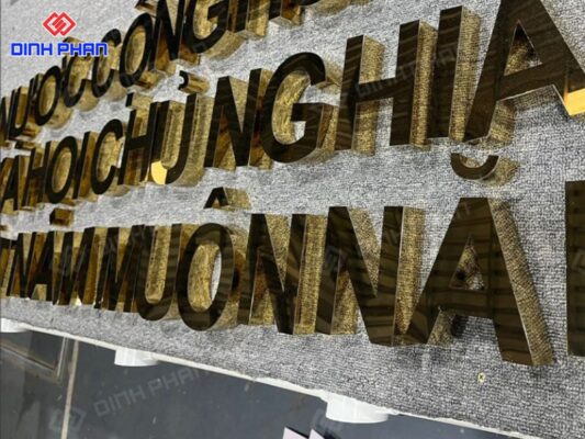 Chữ inox vàng đồng