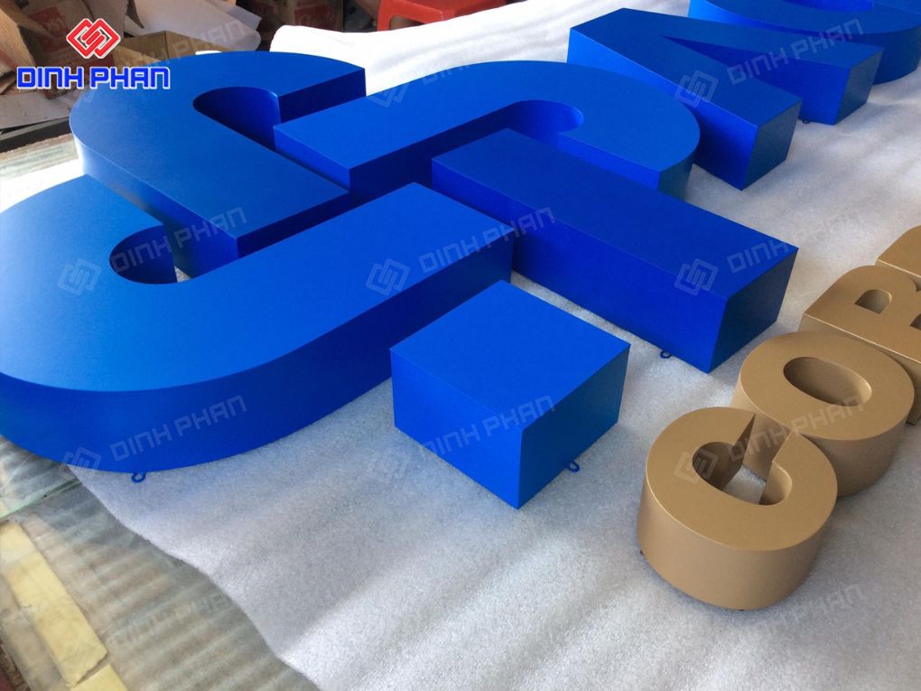 Chữ inox màu