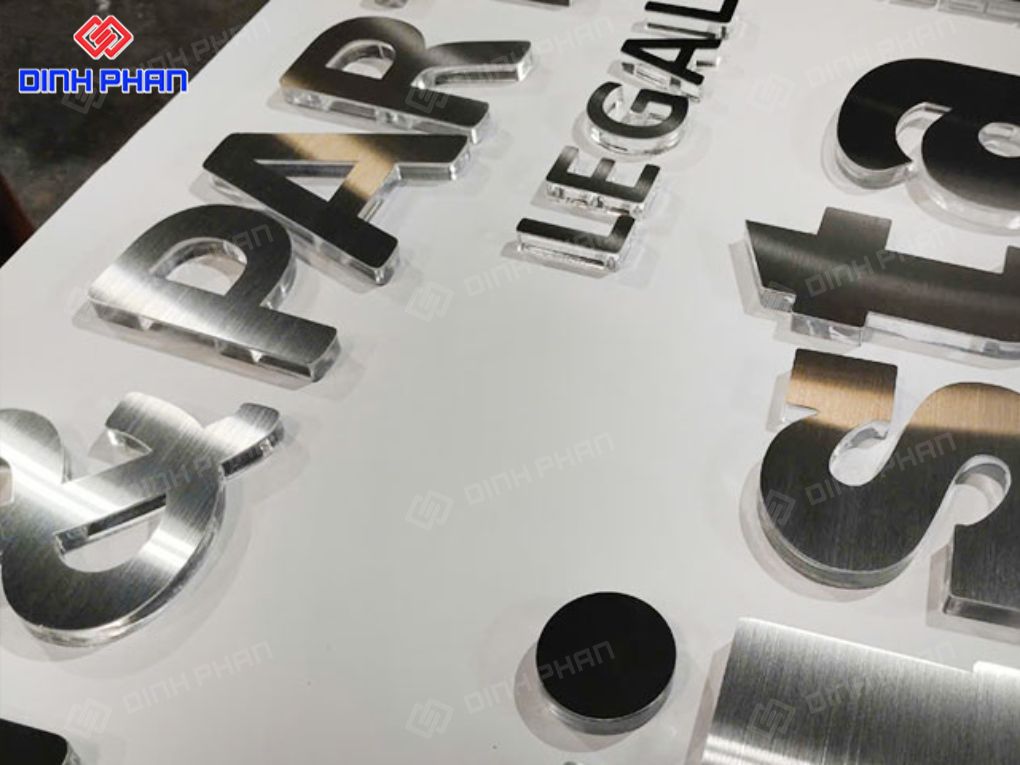 chu inox xuoc 3 Chữ inox xước