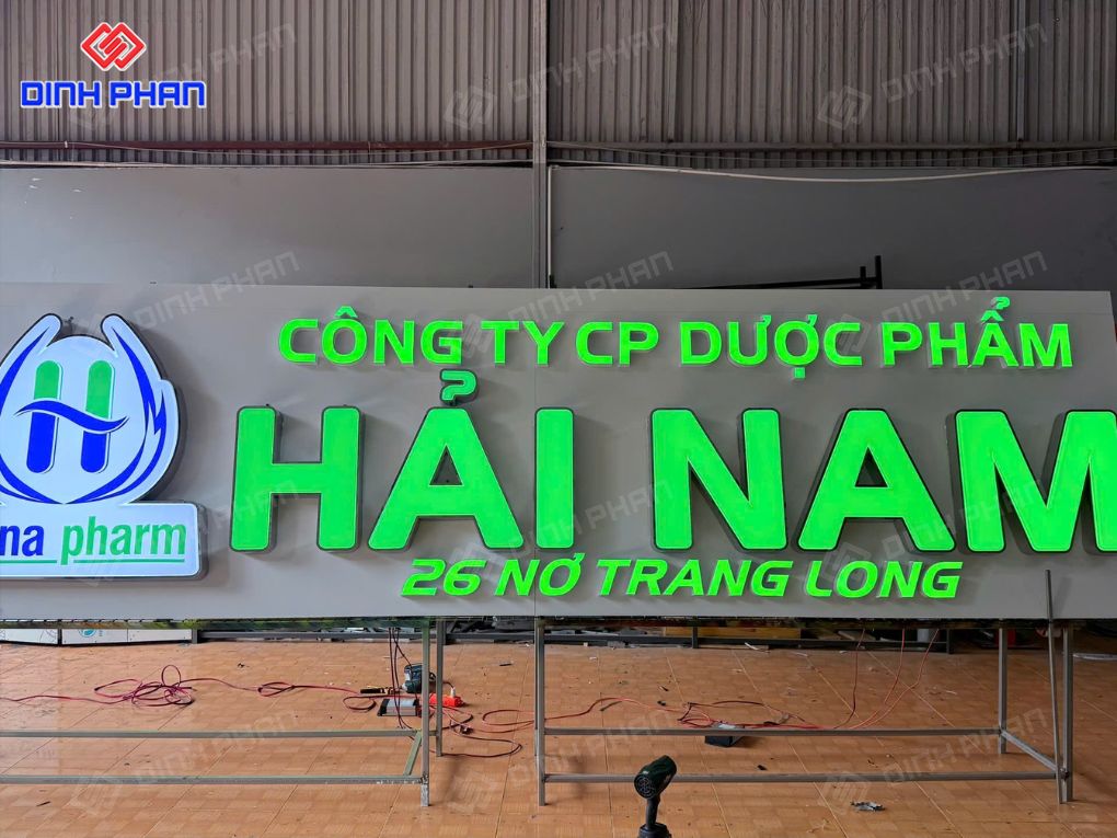 lam bang hieu bmt 4 Làm bảng hiệu BMT