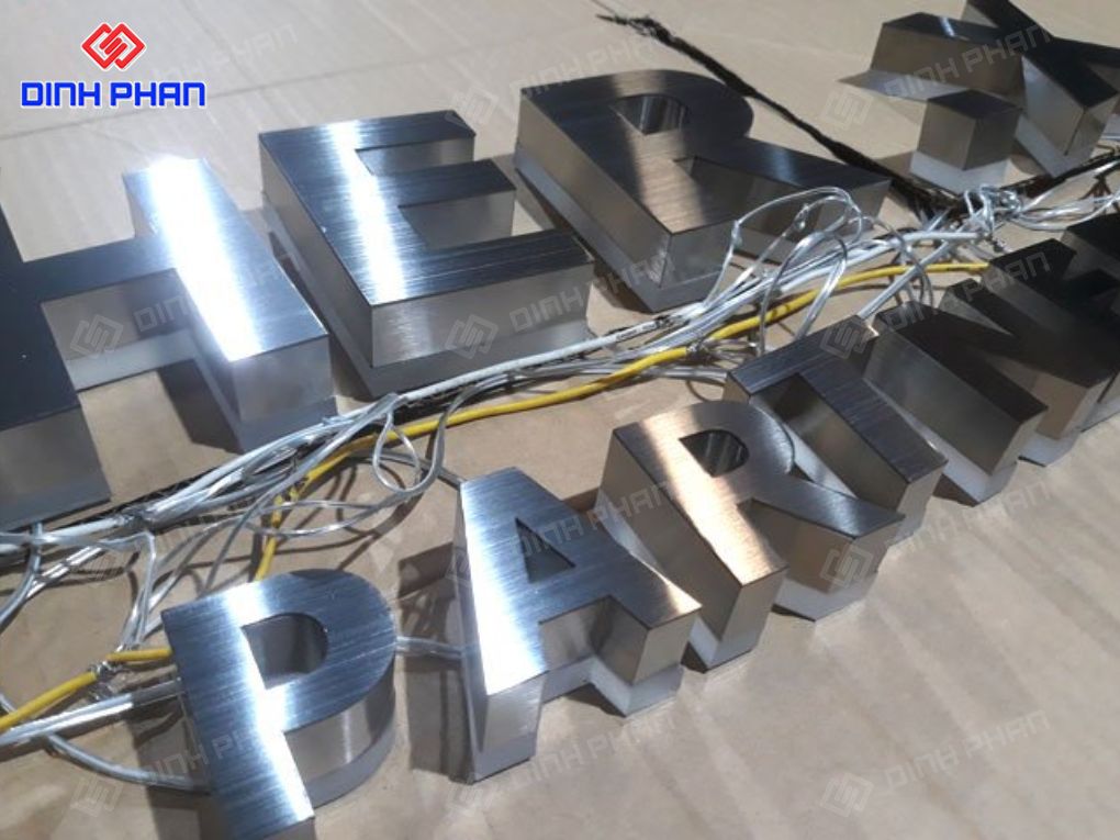 Chữ inox trắng mờ 