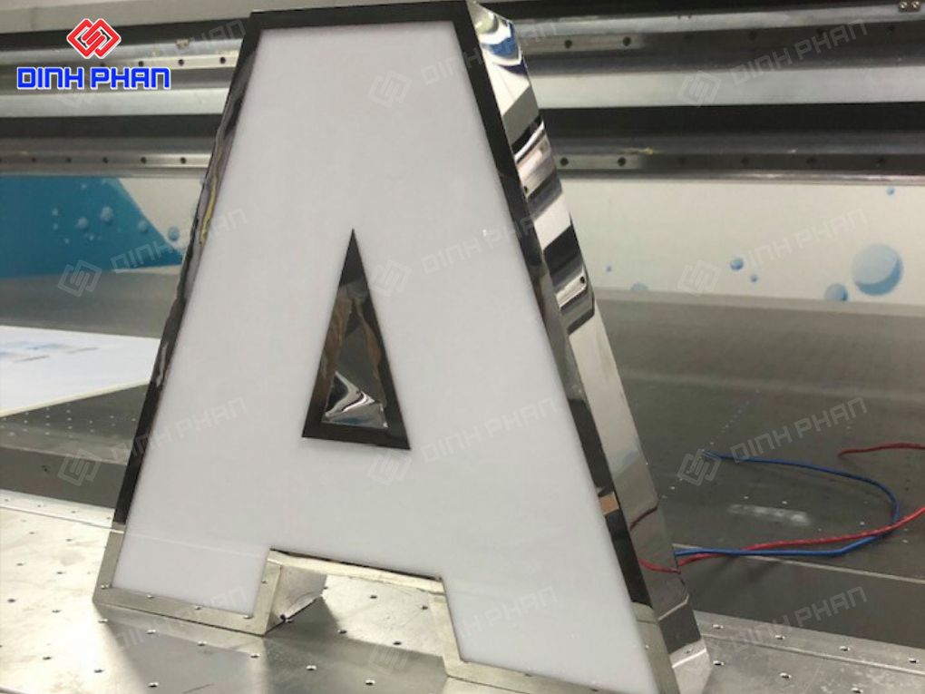 Chữ inox lọng viền