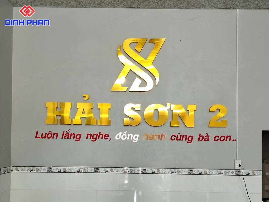 Chữ nổi alu vàng gương