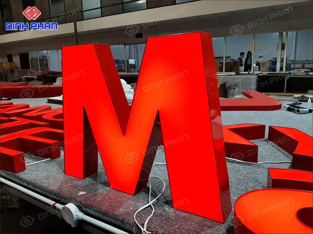 chu mica chan alu 8 Chữ mica chân alu
