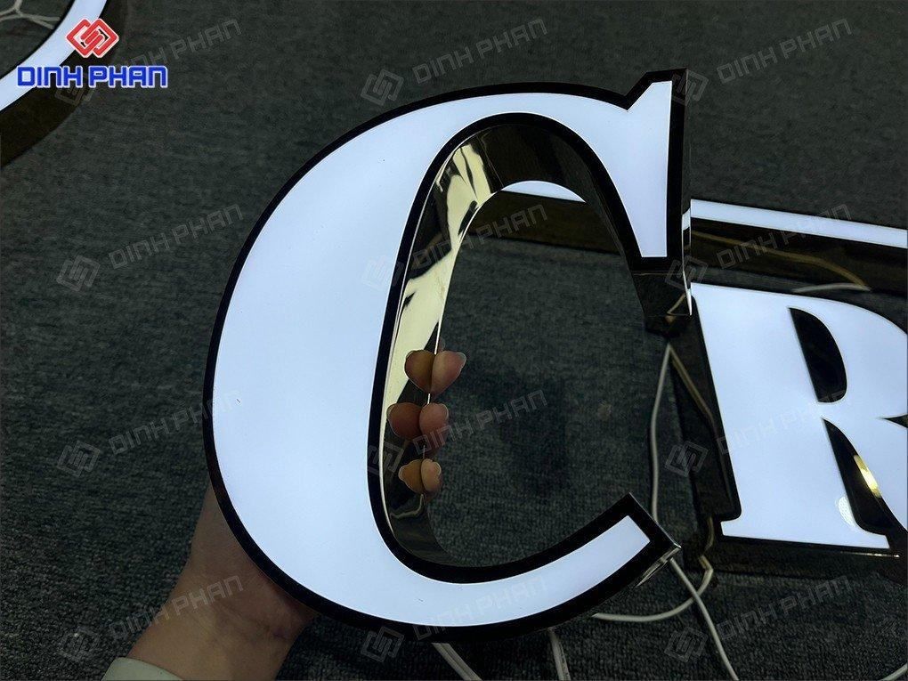 chữ mica CNC