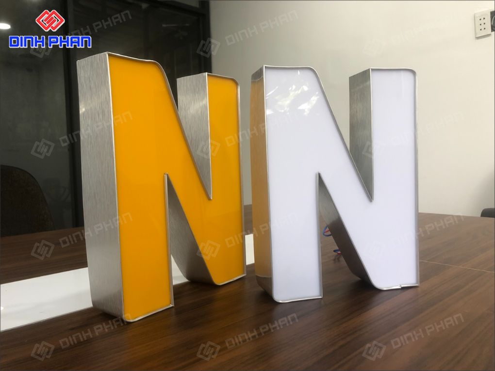 chữ nhôm trắng xước